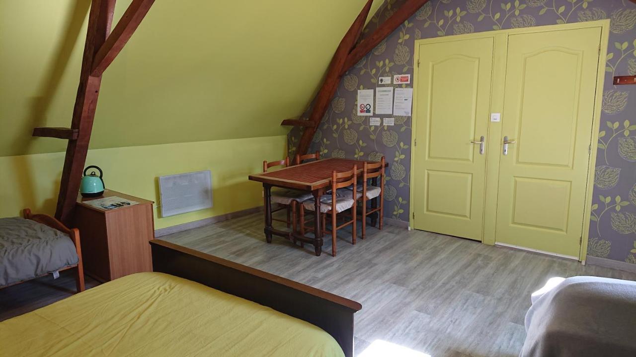Les Chambres Du Relais Liettres Buitenkant foto
